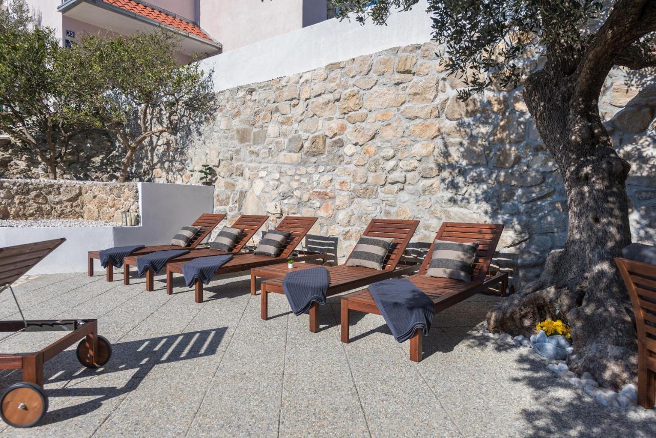 Villa Petra Apartment With Private Pool Makarska Exterior photo
